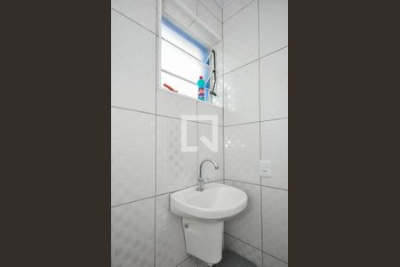 Casa para alugar com 250m², 2 quartos e 1 vaga Casa para alugar com 250m², 2 quartos e 1 vagaBanheiro