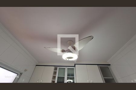 Apartamento para alugar com 120m², 2 quartos e 1 vagaDetalhe da cozinha