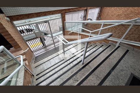 Apartamento para alugar com 120m², 2 quartos e 1 vagaEscada