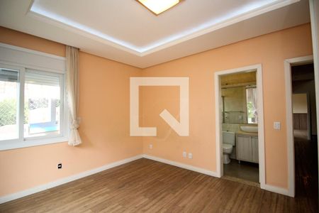 Casa de condomínio à venda com 300m², 4 quartos e 3 vagasSuíte 2