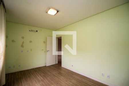 Casa de condomínio à venda com 300m², 4 quartos e 3 vagasQuarto 1