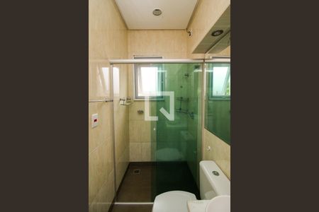 Casa de condomínio à venda com 300m², 4 quartos e 3 vagasBanheiro da Suíte 1