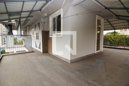 Casa de condomínio à venda com 300m², 4 quartos e 3 vagasTerraço