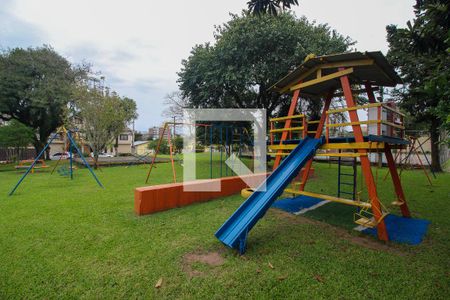 Casa de condomínio à venda com 300m², 4 quartos e 3 vagasÁrea comum - Playground