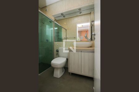 Casa de condomínio à venda com 300m², 4 quartos e 3 vagasBanheiro da Suíte 2