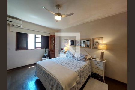 Casa para alugar com 450m², 3 quartos e 2 vagas Casa para alugar com 450m², 3 quartos e 2 vagasQuarto 1