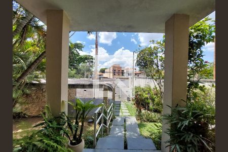 Casa para alugar com 450m², 3 quartos e 2 vagas Casa para alugar com 450m², 3 quartos e 2 vagasÁrea comum