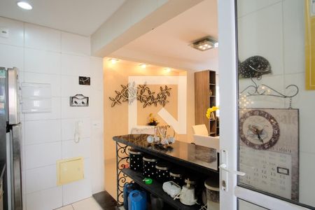 Apartamento à venda com 99m², 3 quartos e 2 vagasCozinha