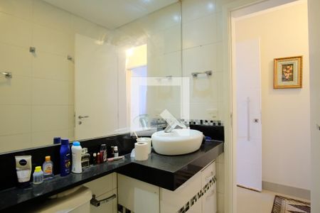 Apartamento à venda com 99m², 3 quartos e 2 vagasBanheiro Social