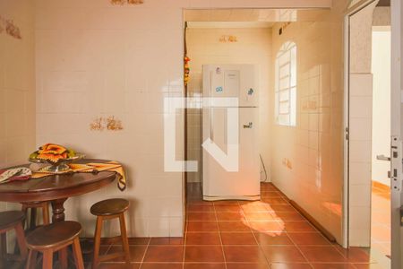 Apartamento à venda com 230m², 4 quartos e 4 vagasCozinha