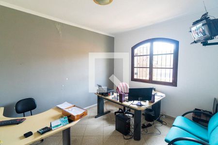 Casa para alugar com 280m², 5 quartos e 2 vagasQuarto