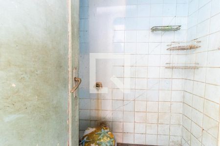 Casa à venda com 200m², 4 quartos e 2 vagas Casa à venda com 200m², 4 quartos e 2 vagasBanheiro de Serviço