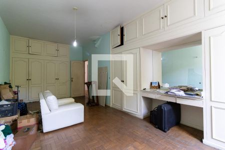 Casa à venda com 200m², 4 quartos e 2 vagas Casa à venda com 200m², 4 quartos e 2 vagasQuarto 2