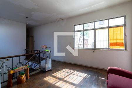 Casa à venda com 200m², 4 quartos e 2 vagas Casa à venda com 200m², 4 quartos e 2 vagasSala 2