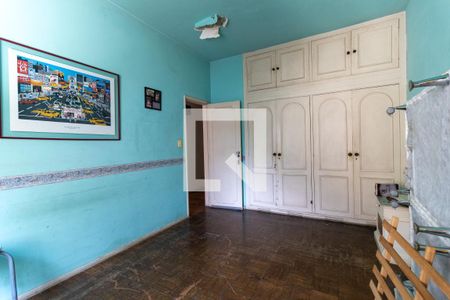 Casa à venda com 200m², 4 quartos e 2 vagas Casa à venda com 200m², 4 quartos e 2 vagasQuarto 3