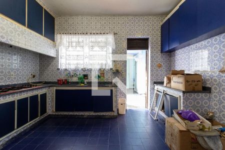 Casa à venda com 200m², 4 quartos e 2 vagas Casa à venda com 200m², 4 quartos e 2 vagasCozinha