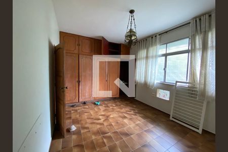 Casa à venda com 403m², 5 quartos e 5 vagasQuarto 2