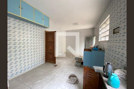 Casa à venda com 403m², 5 quartos e 5 vagasCozinha