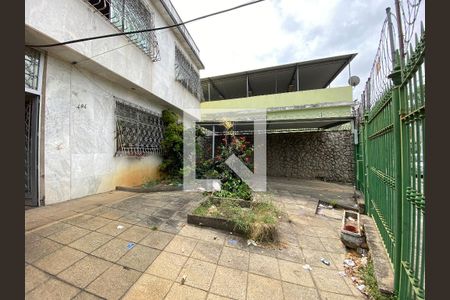 Casa à venda com 403m², 5 quartos e 5 vagasFrente