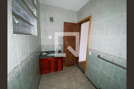Casa à venda com 403m², 5 quartos e 5 vagasBanheiro 1