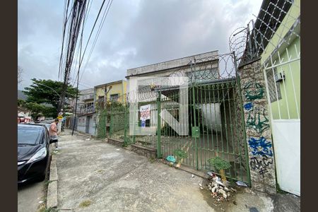 Casa à venda com 403m², 5 quartos e 5 vagasFachada