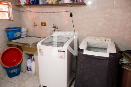 Casa à venda com 200m², 4 quartos e 2 vagasLavanderia