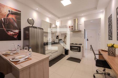 Sala/Cozinha de apartamento para alugar com 1 quarto, 48m² em Consolação, São Paulo