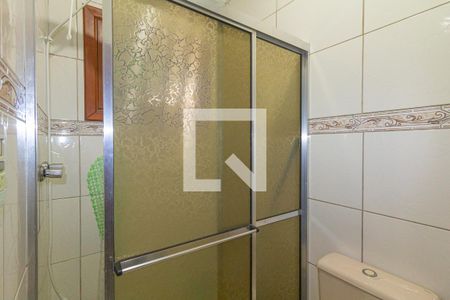 Casa à venda com 476m², 4 quartos e 6 vagas Casa à venda com 476m², 4 quartos e 6 vagasBanheiro 2