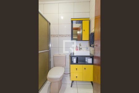 Casa à venda com 476m², 4 quartos e 6 vagas Casa à venda com 476m², 4 quartos e 6 vagasBanheiro 2