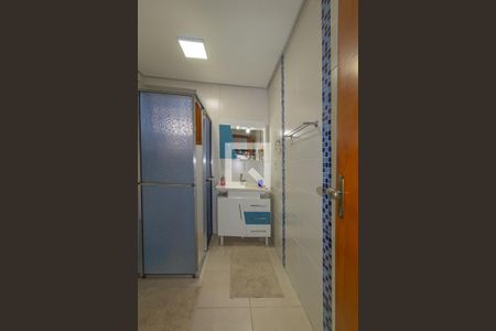 Casa à venda com 476m², 4 quartos e 6 vagas Casa à venda com 476m², 4 quartos e 6 vagasBanheiro 1