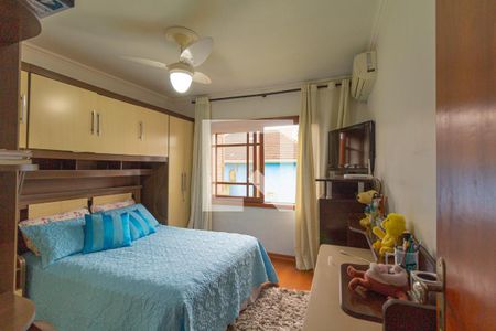 Casa à venda com 476m², 4 quartos e 6 vagas Casa à venda com 476m², 4 quartos e 6 vagasQuarto 1