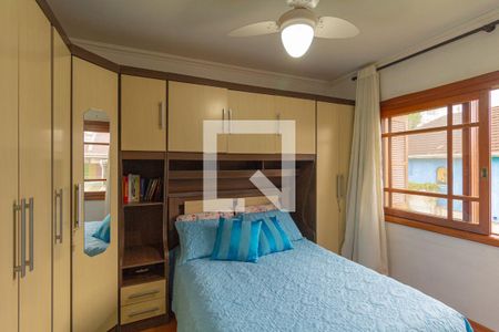 Casa à venda com 476m², 4 quartos e 6 vagas Casa à venda com 476m², 4 quartos e 6 vagasQuarto 1