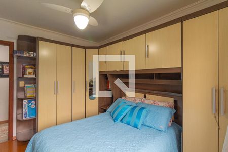 Casa à venda com 476m², 4 quartos e 6 vagas Casa à venda com 476m², 4 quartos e 6 vagasQuarto 1