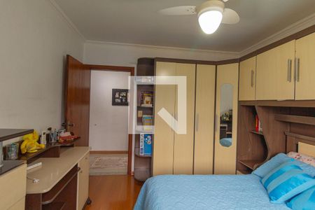 Casa à venda com 476m², 4 quartos e 6 vagas Casa à venda com 476m², 4 quartos e 6 vagasQuarto 1