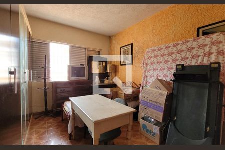 Quarto de casa à venda com 2 quartos, 338m² em Jardim Stella, Santo André