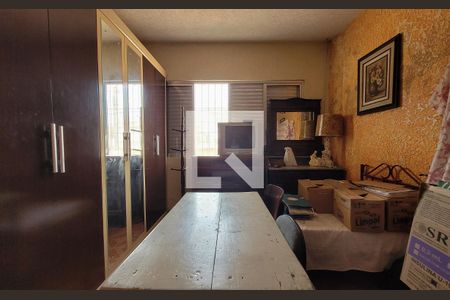 Quarto de casa à venda com 2 quartos, 338m² em Jardim Stella, Santo André