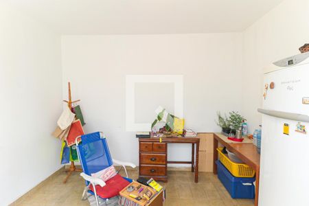 Casa à venda com 189m², 3 quartos e 2 vagas Casa à venda com 189m², 3 quartos e 2 vagasEscritório