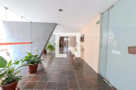Hall de entrada de apartamento à venda com 2 quartos, 60m² em Bela Vista, São Paulo