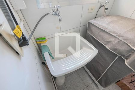 Apartamento à venda com 60m², 2 quartos e 1 vaga Apartamento à venda com 60m², 2 quartos e 1 vagaCozinha e Área de Serviço