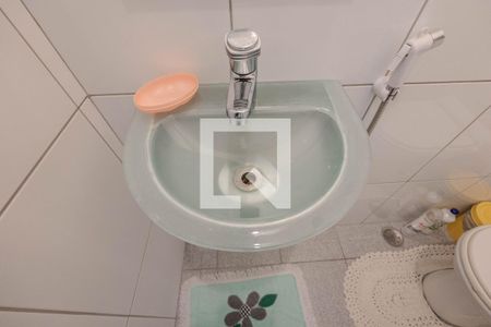 Apartamento à venda com 60m², 2 quartos e 1 vaga Apartamento à venda com 60m², 2 quartos e 1 vagaBanheiro de serviço