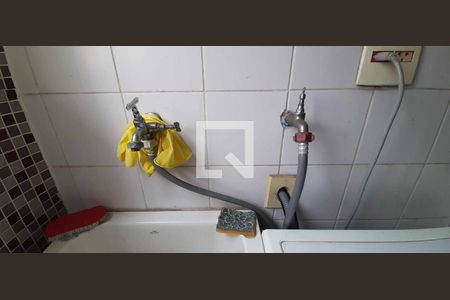 Apartamento à venda com 56m², 2 quartos e 1 vaga Apartamento à venda com 56m², 2 quartos e 1 vagaÁrea de Serviço