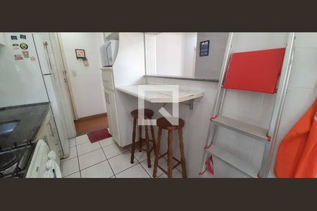 Apartamento à venda com 56m², 2 quartos e 1 vaga Apartamento à venda com 56m², 2 quartos e 1 vagaCozinha