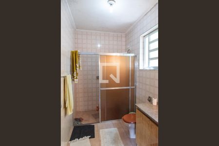 Casa à venda com 200m², 3 quartos e 2 vagas Casa à venda com 200m², 3 quartos e 2 vagasBanheiro