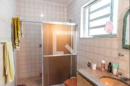 Casa à venda com 200m², 3 quartos e 2 vagas Casa à venda com 200m², 3 quartos e 2 vagasBanheiro