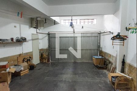 Casa à venda com 200m², 3 quartos e 2 vagas Casa à venda com 200m², 3 quartos e 2 vagasGaragem 1