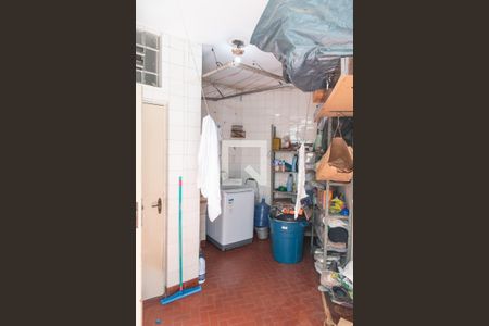 Casa à venda com 200m², 3 quartos e 2 vagas Casa à venda com 200m², 3 quartos e 2 vagasÁrea de serviço