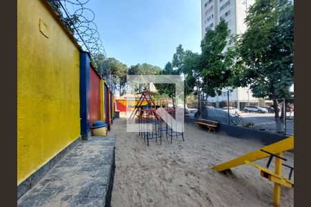 Apartamento à venda com 68m², 2 quartos e 1 vaga Apartamento à venda com 68m², 2 quartos e 1 vagaPlayground