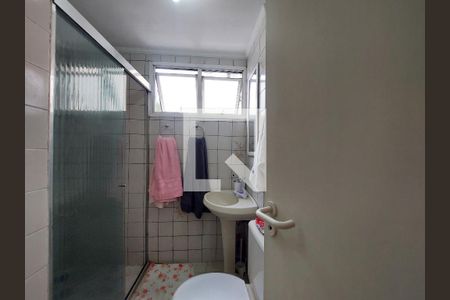 Apartamento à venda com 68m², 2 quartos e 1 vaga Apartamento à venda com 68m², 2 quartos e 1 vagaBanheiro