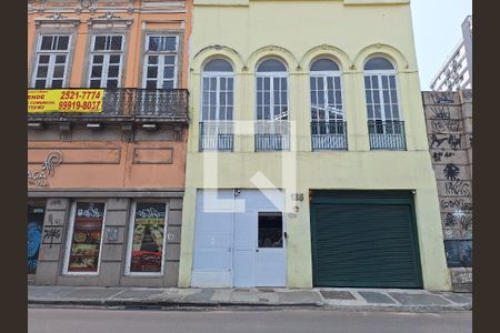 Apartamento para alugar com 62m², 2 quartos e 1 vaga Apartamento para alugar com 62m², 2 quartos e 1 vagaFachada