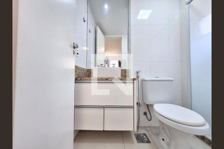 Apartamento para alugar com 62m², 2 quartos e 1 vaga Apartamento para alugar com 62m², 2 quartos e 1 vagaBanheiro da suíte